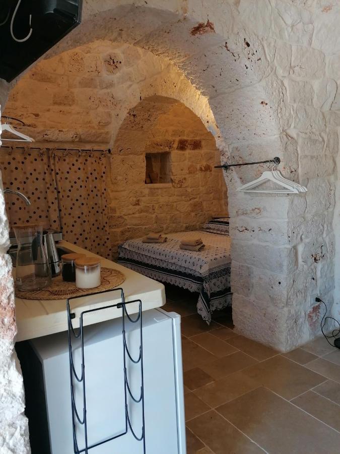 Gasthaus Trullo Del Sol Ceglie Messapica Exterior foto