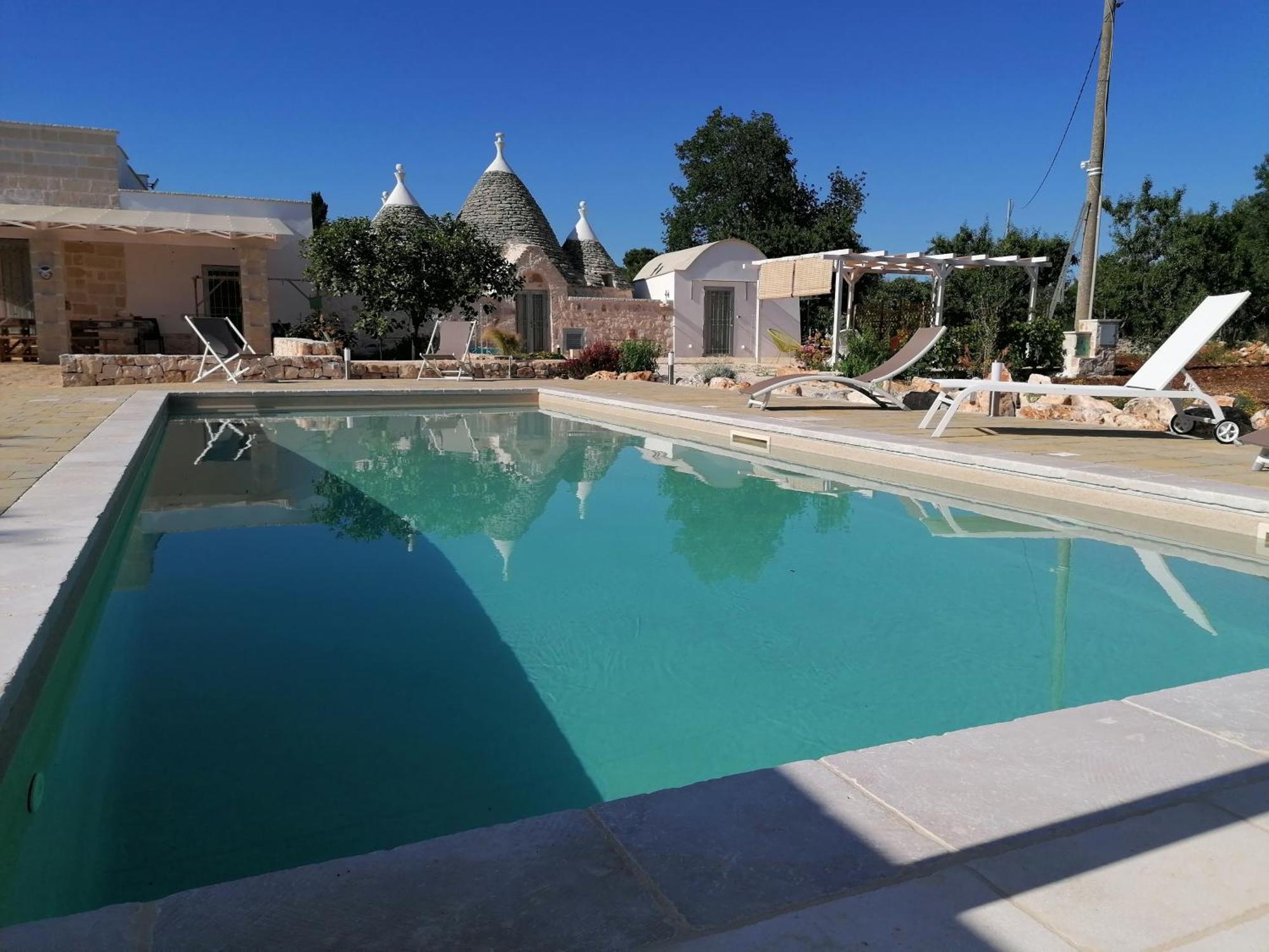 Gasthaus Trullo Del Sol Ceglie Messapica Exterior foto